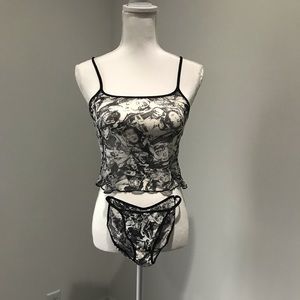 Marilyn Monroe by Warner’s Cami Bikini set